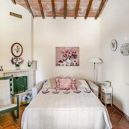 Willa Borghetto Valtania With Pool, Garden And Sauna Amelia