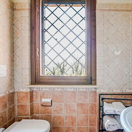 Villa Borghetto Valtania With Pool, Garden&sauna Amelia