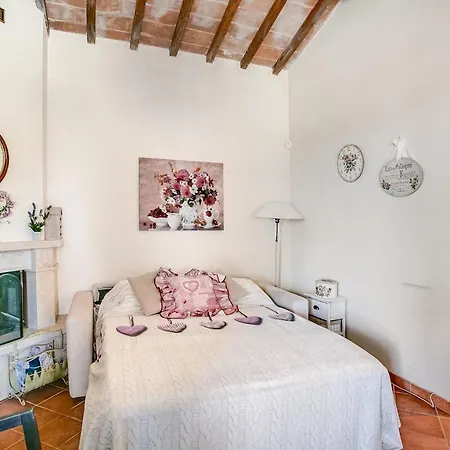 Willa Borghetto Valtania With Pool, Garden And Sauna Amelia